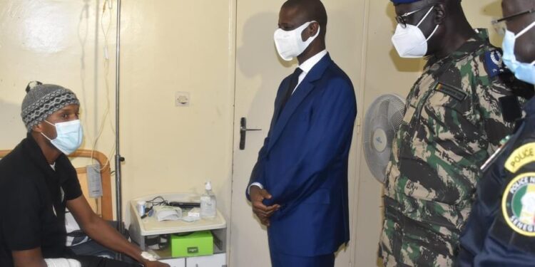 Emeutes au Sénégal : Le ministre de l’intérieur au chevet des blessés