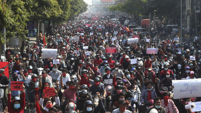 Coup d’Etat en Birmanie : 90 personnes tuées samedi dans des manifestations