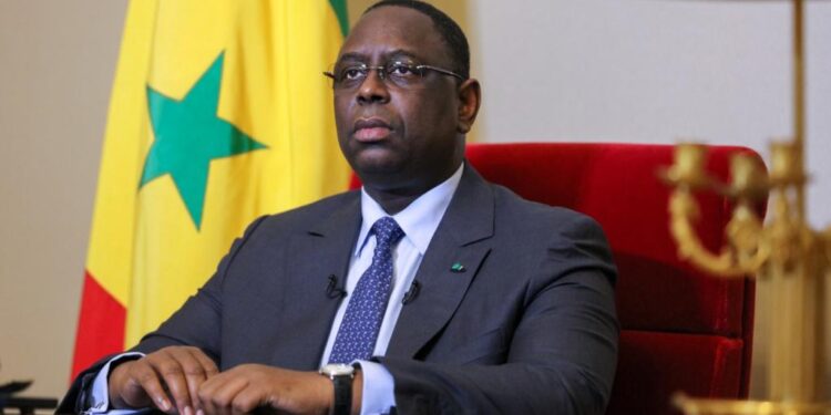 Usine Twyford : Macky Sall veut un règlement définitif du conflit opposant la direction à ses travailleurs