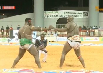 Lutte : Lac 2 bat Eumeu Sène sur décision arbitrale