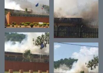 Centrafrique : L’Ambassade de France à Bangui incendiée