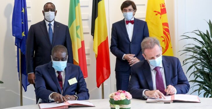 Covid-19 : Macky Sall décroche des accords pour la production de vaccins