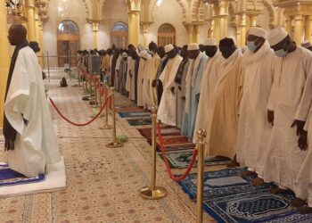 Mbackyou Faye dégage 10 millions FCFA pour les « ndogou » à « Massalikoul Jinaan »