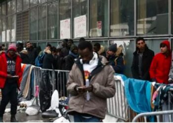 QUAND EMIGRER NOUS ELOIGNE DE CE QU’ON A DE PLUS CHER