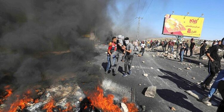 Palestine : 33 personnes tuées ce dimanche ; 181 au total dont 52 enfants