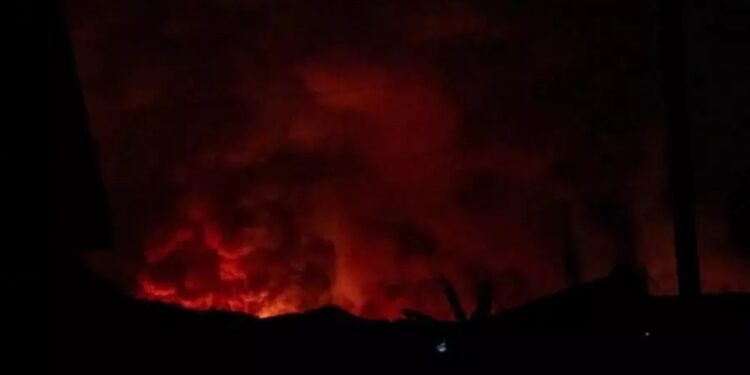 RDC: le volcan Nyiragongo, près de Goma, entre en éruption