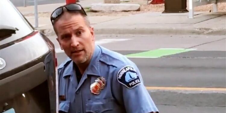 Meurtre de George Floyd : Derek Chauvin demande l’annulation du verdict