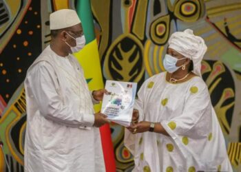 Climat social : le rapport 2017-2019 du Haut conseil du dialogue social remis au président Macky Sall