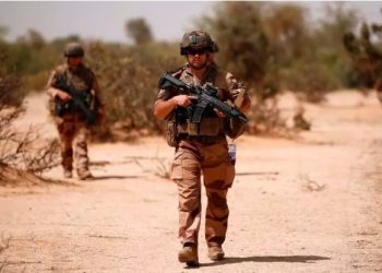 La France suspend ses opérations militaires conjointes avec les forces maliennes