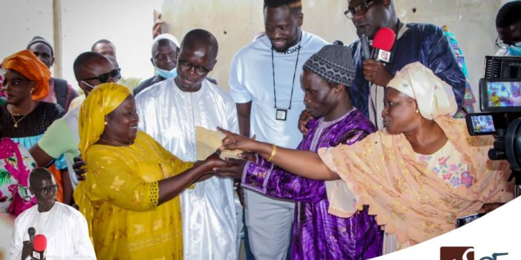 Action sociale : L’ASOF octroie 3 millions aux femmes de Guinaw Rails et dégage 200 millions pour Dakar