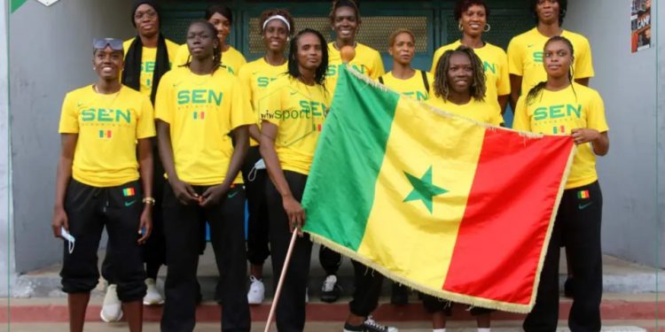 Afrobasket 2021 : Les lionnes ont reçu le drapeau national