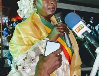 Dahra : La députée Ndeye Fatou Guissé offre 16 000 serviettes hygiéniques aux filles des lycées et collèges