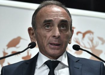 « Sénégalais délinquants » de France: Dakar condamne les propos « racistes » d’Eric Zemmour