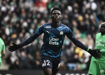 Ligue 1 : L’OM domine Saint-Etienne (4-2), Bamba Dieng retrouve le chemin des filets !