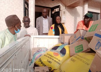 Sédhiou : Dr Annette Seck Ndiaye appuie en vivres des familles démunies