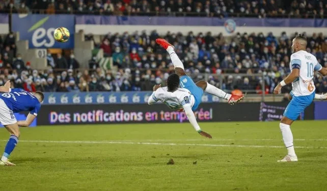 France : Bamba Dieng remporte le prix du plus beau but de Ligue 1 pour son geste acrobatique