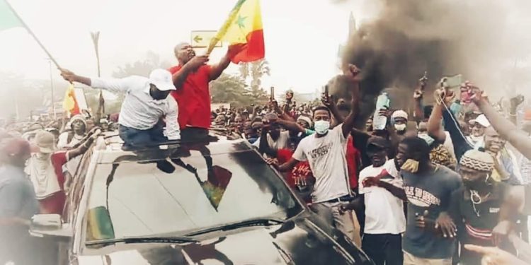 Manifestation non autorisée : Guy Marius Sagna interpellé par le Commissariat de police de Ziguinchor