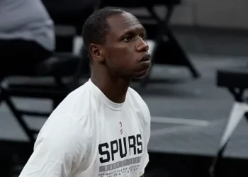 NBA : Gorgui Dieng retrouve les Spurs de San Antonio !