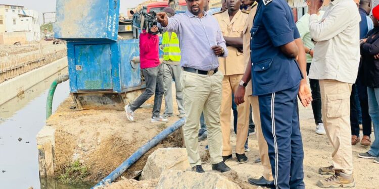 Promovilles : Samba Ndiobène Ka lance les travaux de 2,3 km de voirie à Tivaouane Peulh et salue l’état d’avancement des chantiers à Biscuiterie et Rufisque