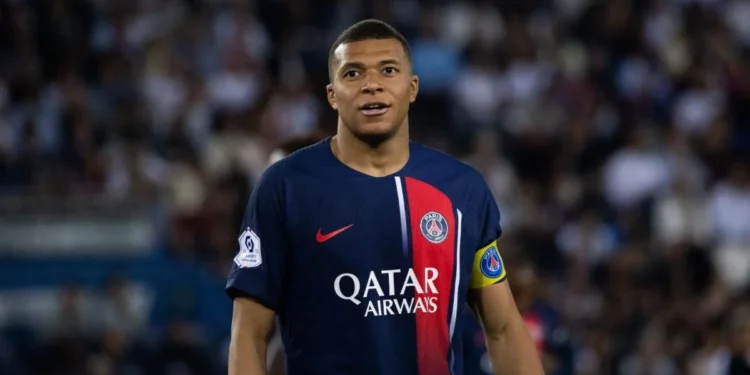 Football : Kylian Mbappé écarté du stage au Japon par le PSG