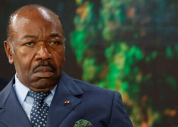 Coup d’État au Gabon : Le président Ali Bongo gardé en résidence surveillée