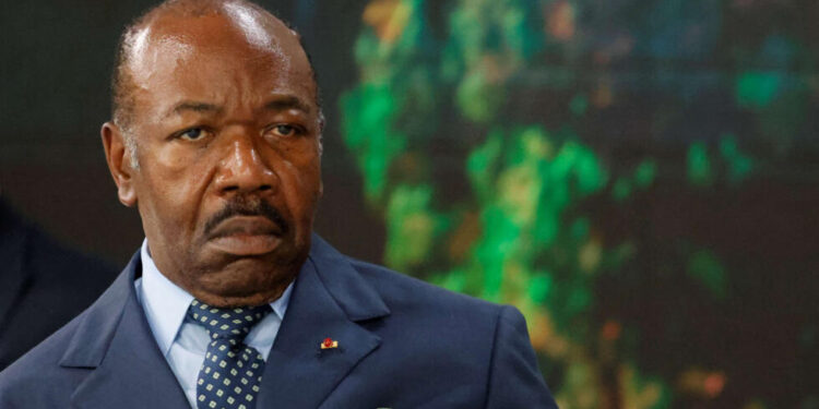 Coup d’État au Gabon : Le président Ali Bongo gardé en résidence surveillée