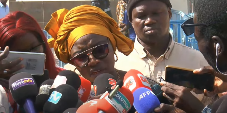 Présidentielle 2024 : Exclue de la présidentielle, Mimi Touré reste déterminée à influencer le scrutin