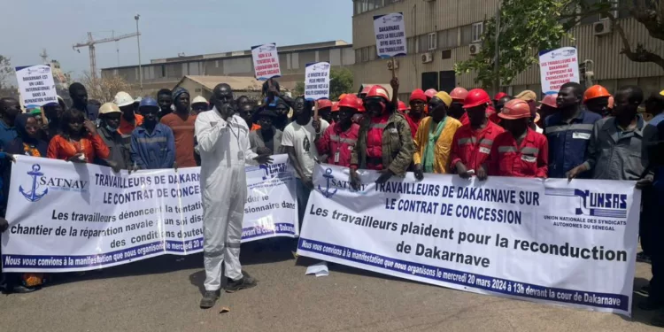 Marché de concession de Dakarnave : Les travailleurs répondent au ministre de la Pêche et n’excluent pas de paralyser les activités portuaires
