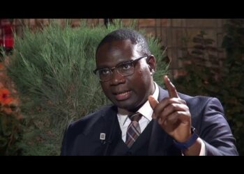 Collectivités territoriales : Le ministre Balla Moussa Fofana réaffirme la volonté du gouvernement à œuvrer pour la résolution de la crise