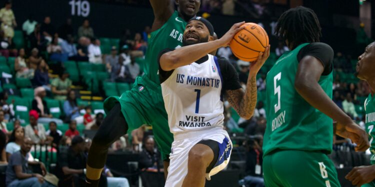 BAL 2024 – Conférence Sahara : L’AS Douanes s’incline logiquement devant l’US Monastir (69-75) et se met en danger