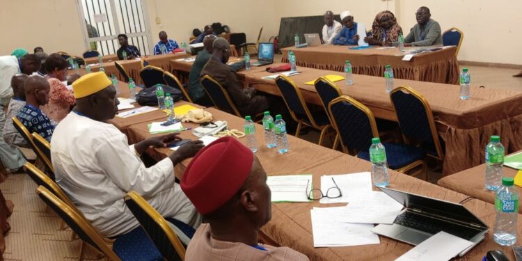 Mbour : Des journalistes et animateurs formés sur les zones autorisées à la pêche industrielle et artisanale